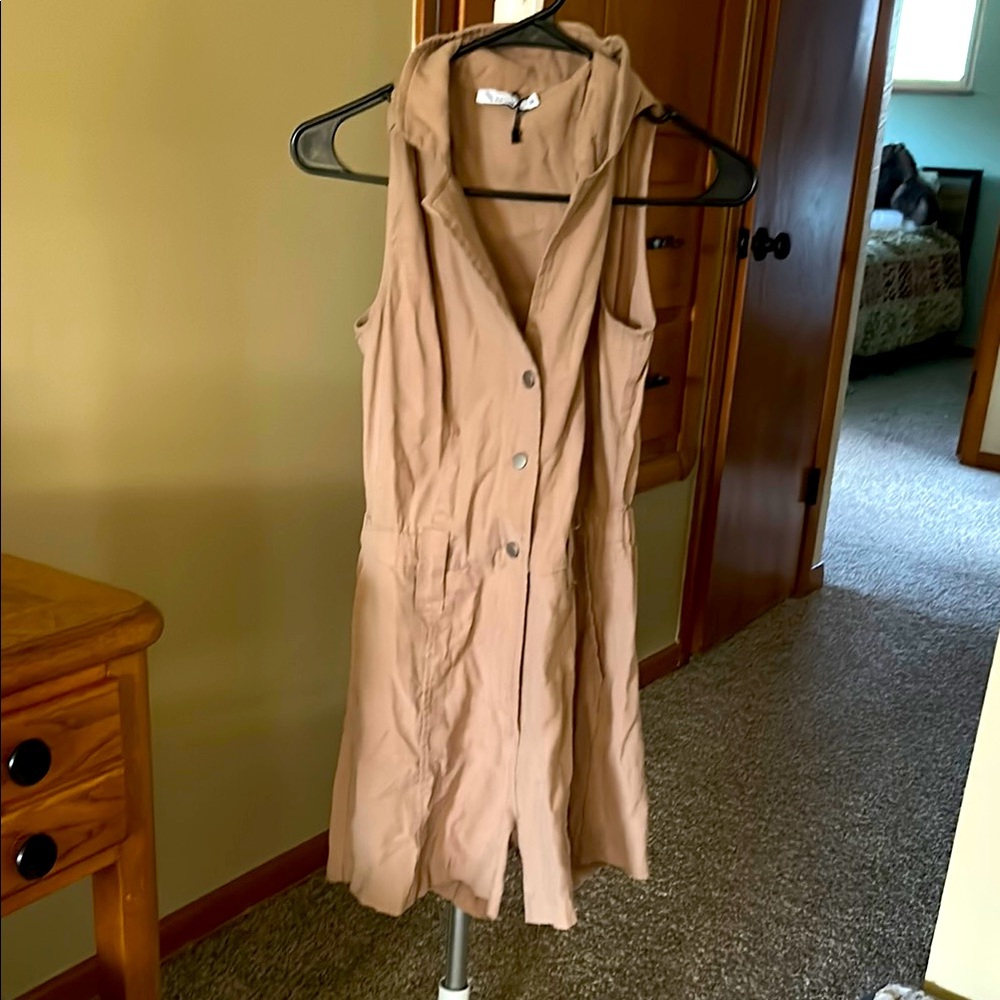 Sleeveless Tan romper